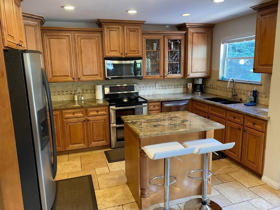 Wasatch Front Home With Pool Close To Everything! Murray Dış mekan fotoğraf